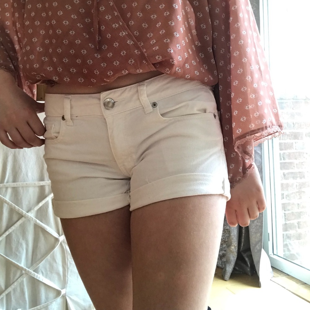 White low rise shorts